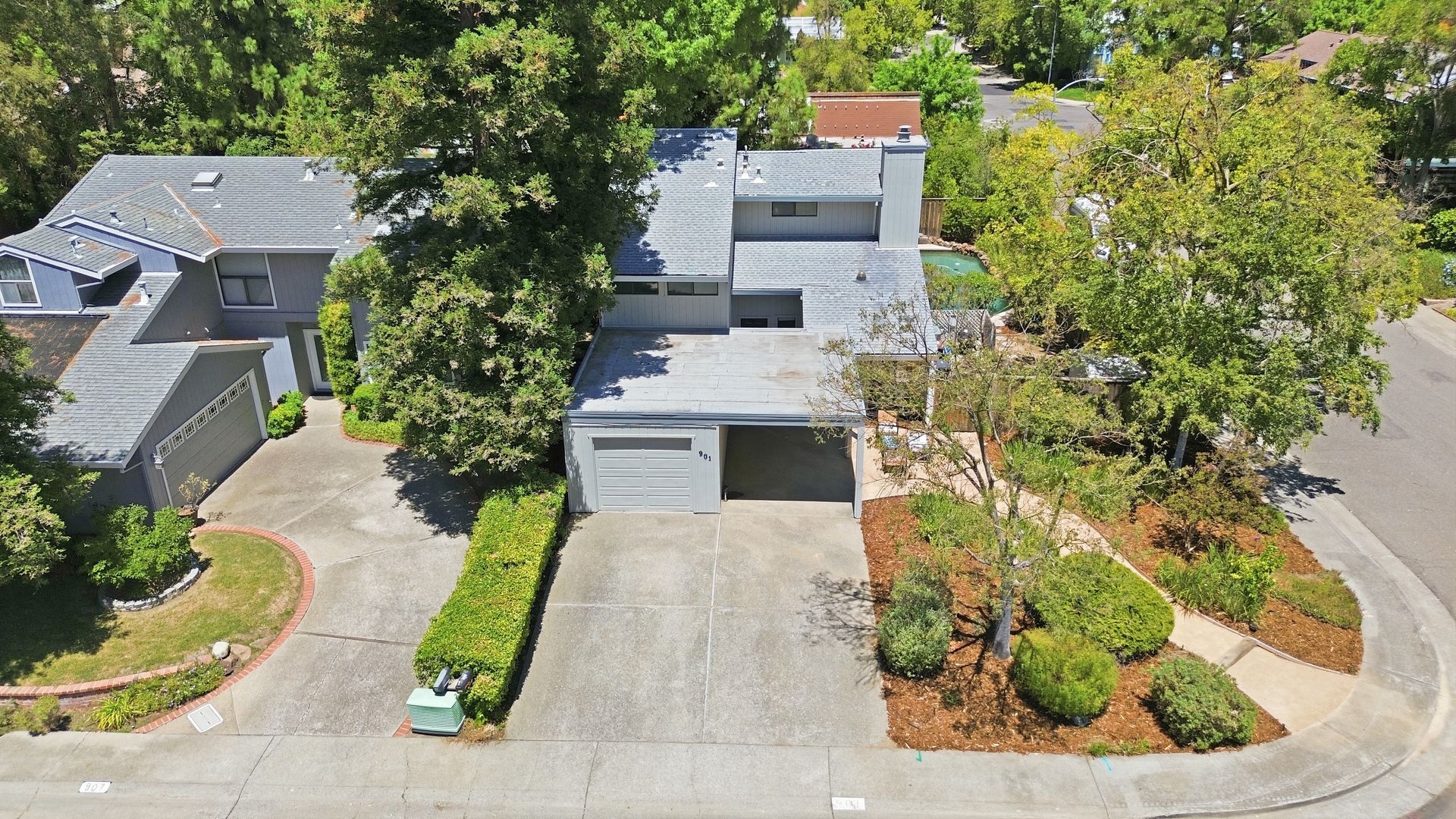 Home for sale - 901 Pamplona Avenue, Davis, CA. Contact Ginny Parks today