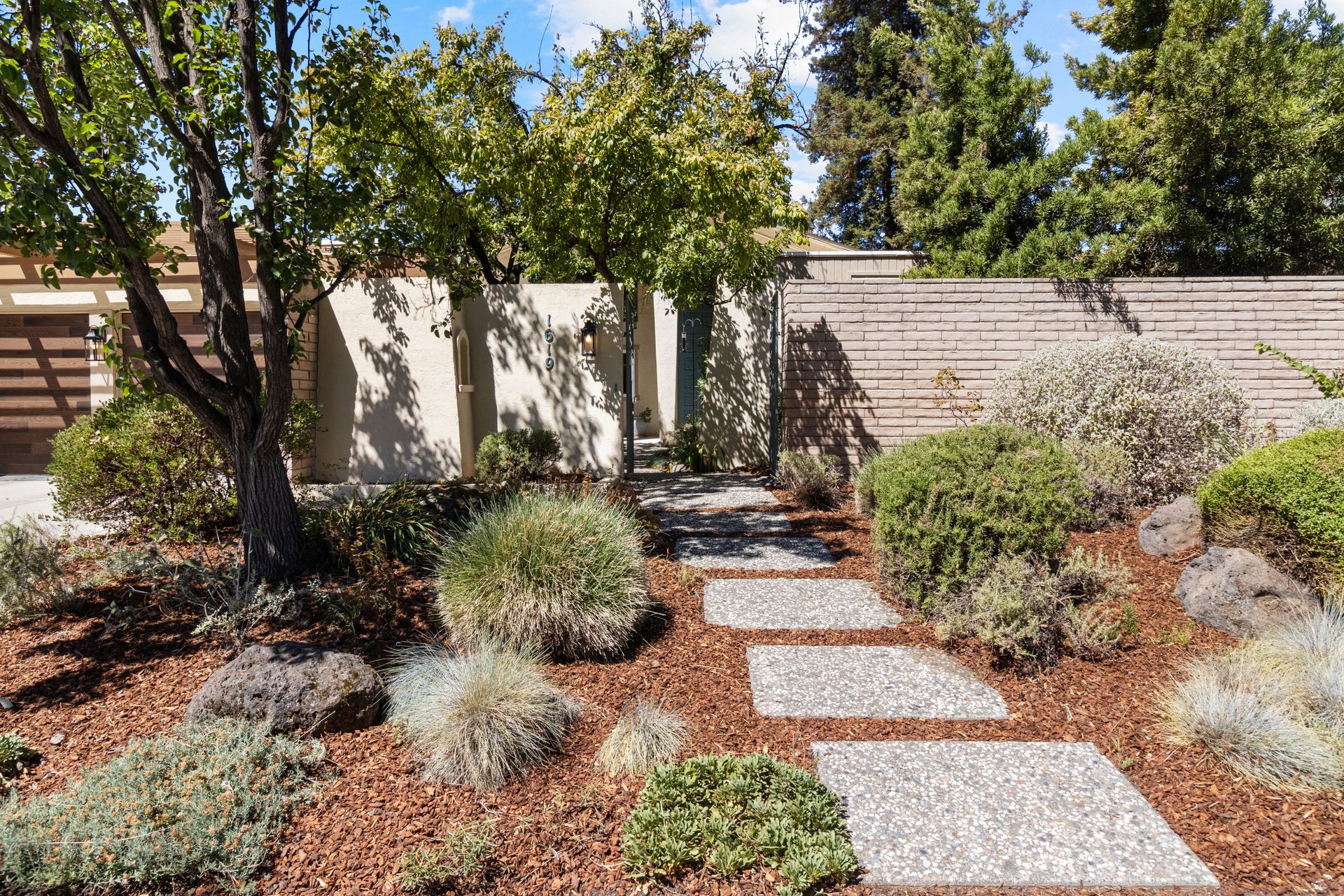 1619 TAMARACK LANE, DAVIS