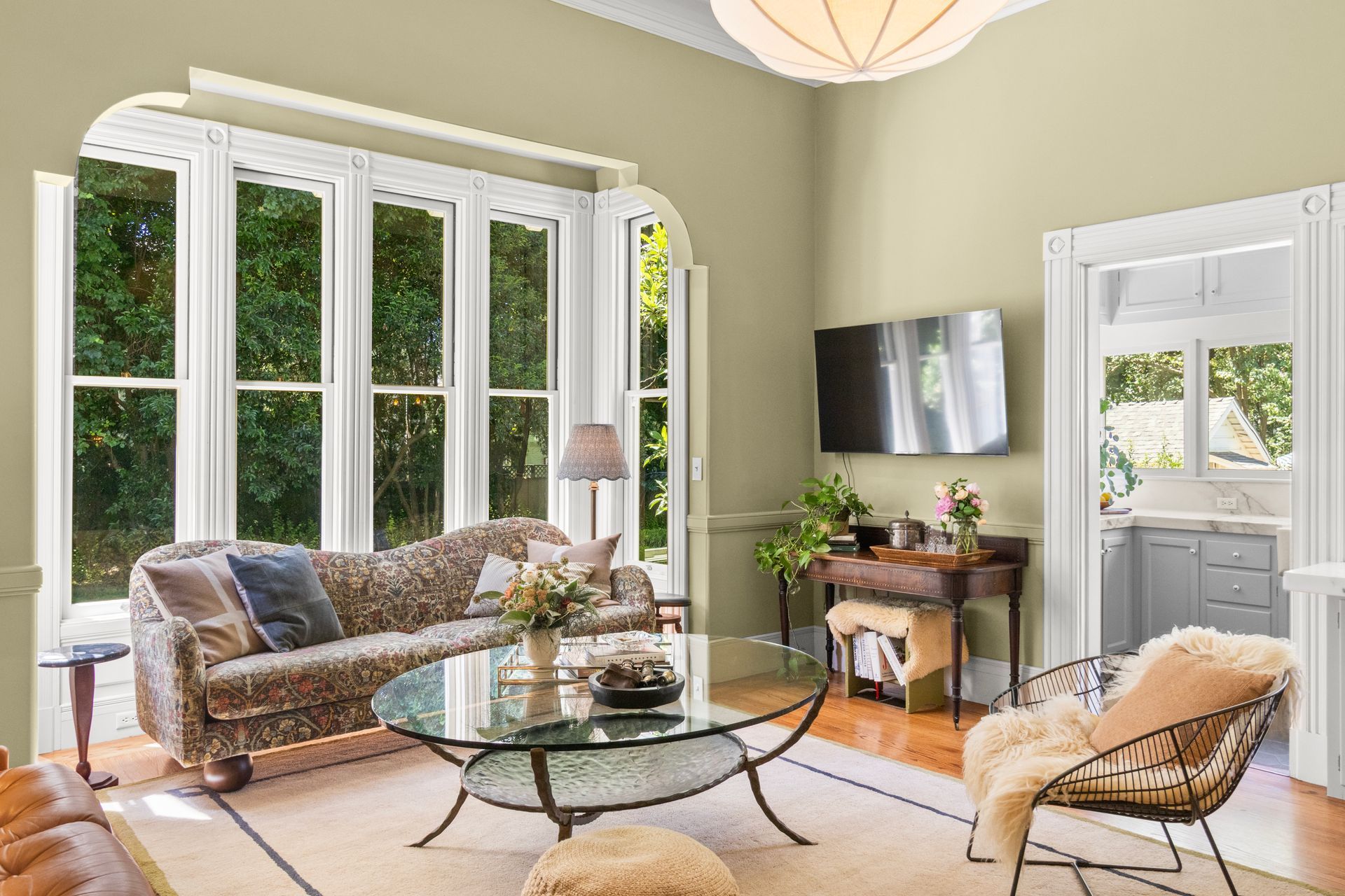 2727 Russell Boulevard, Davis, CA, USA Home for Sale, with an elegant interior and classic design