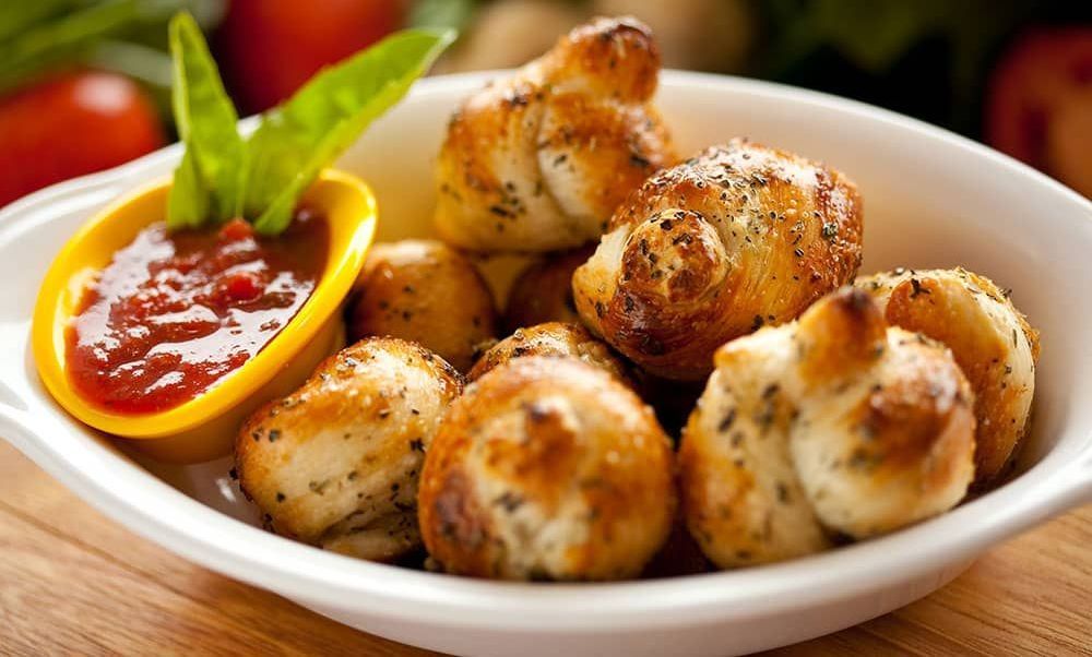 Garlic Knots and Marinara Sauce