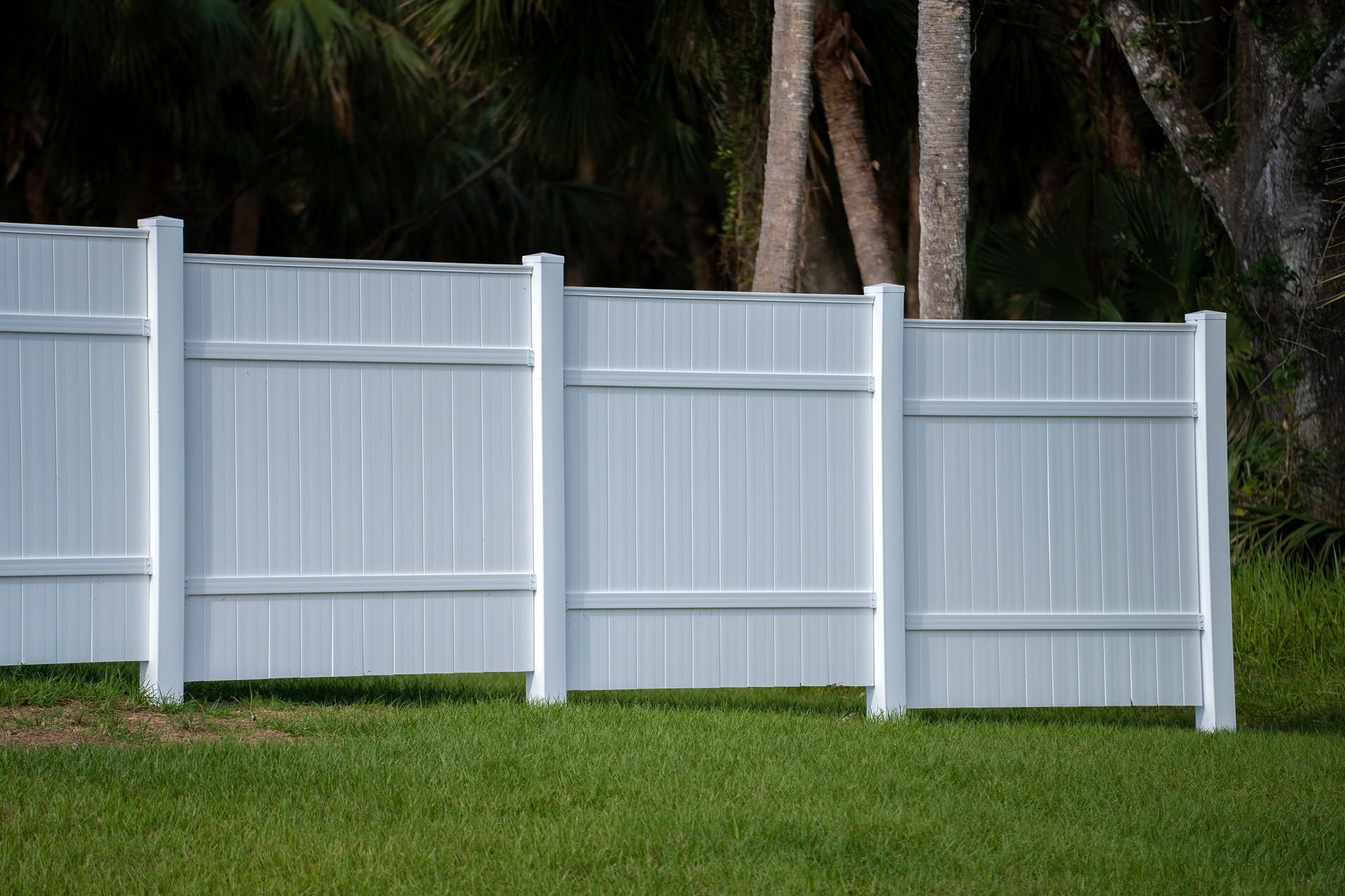White Vinyl Fence — Circle A Fences, Inc.