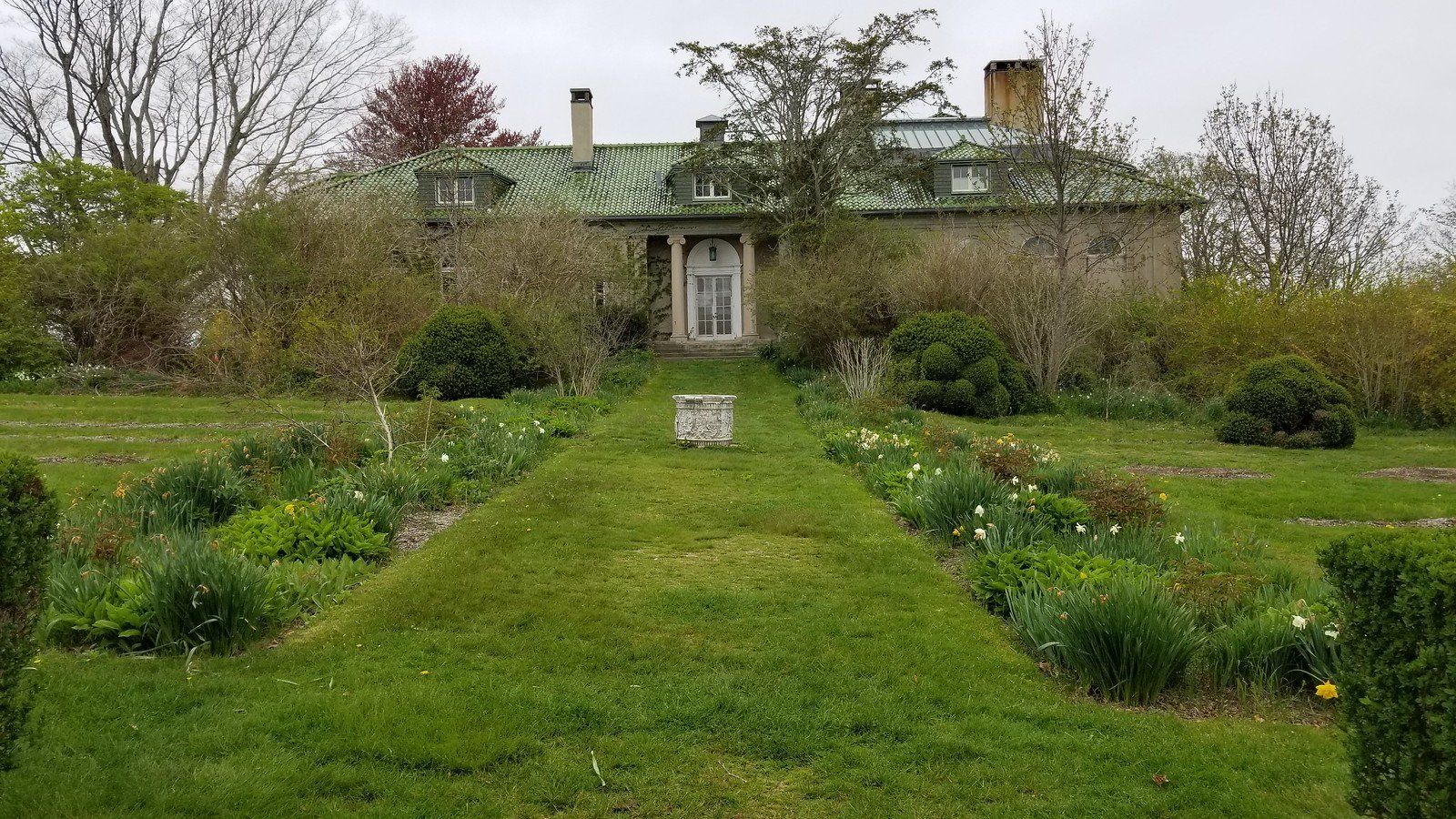 Historical building in Waterford, Connecticut