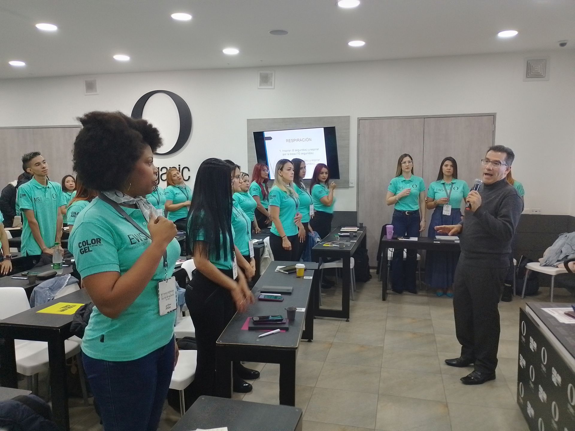Academia Colombiana de Comunicación e Imagen.