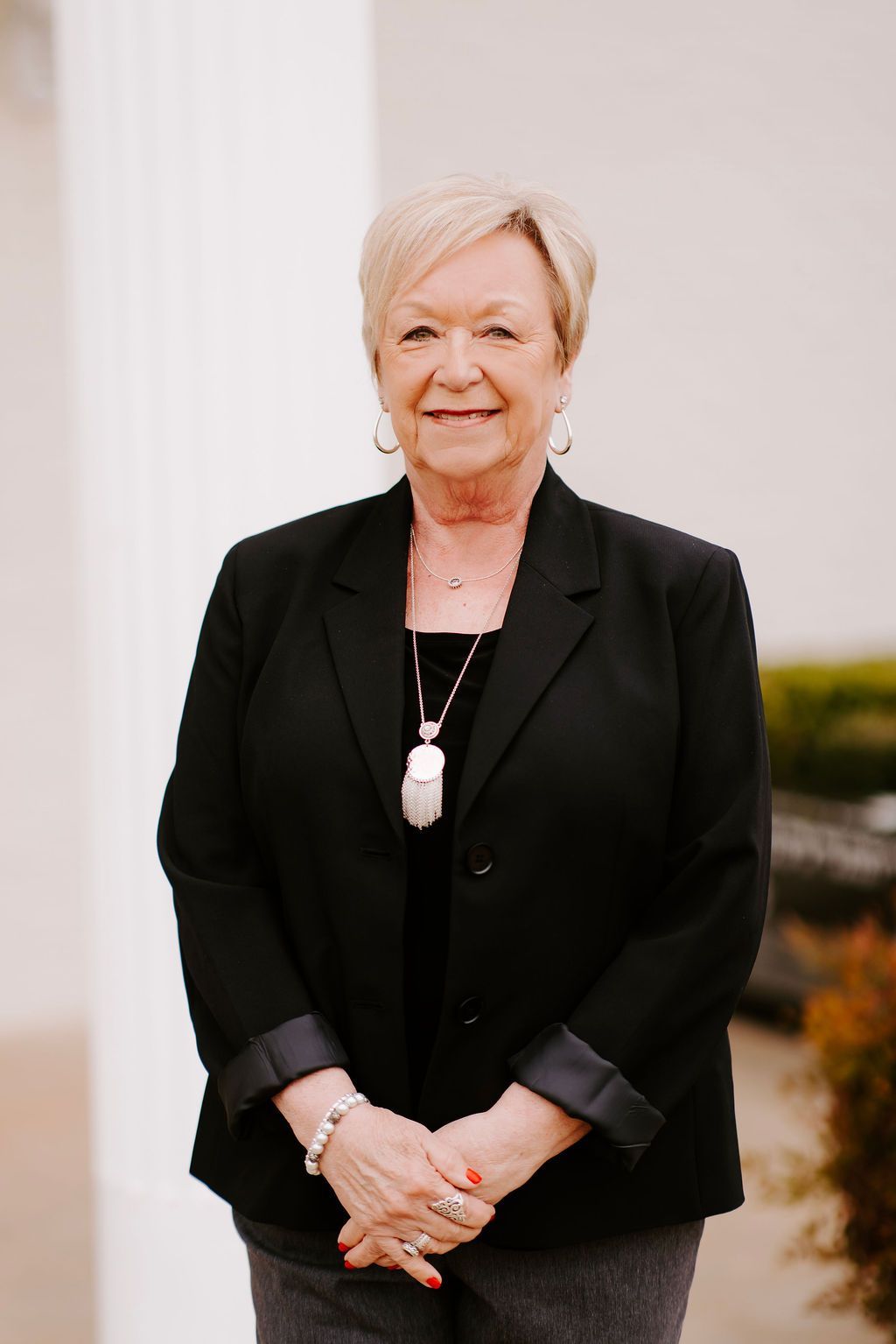 Peggy Holecek