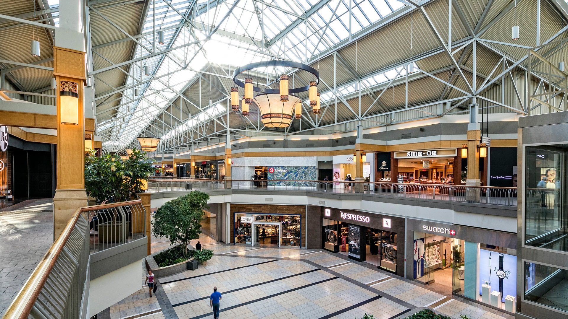 Neighbourhood PointeClaire Delmar apartments