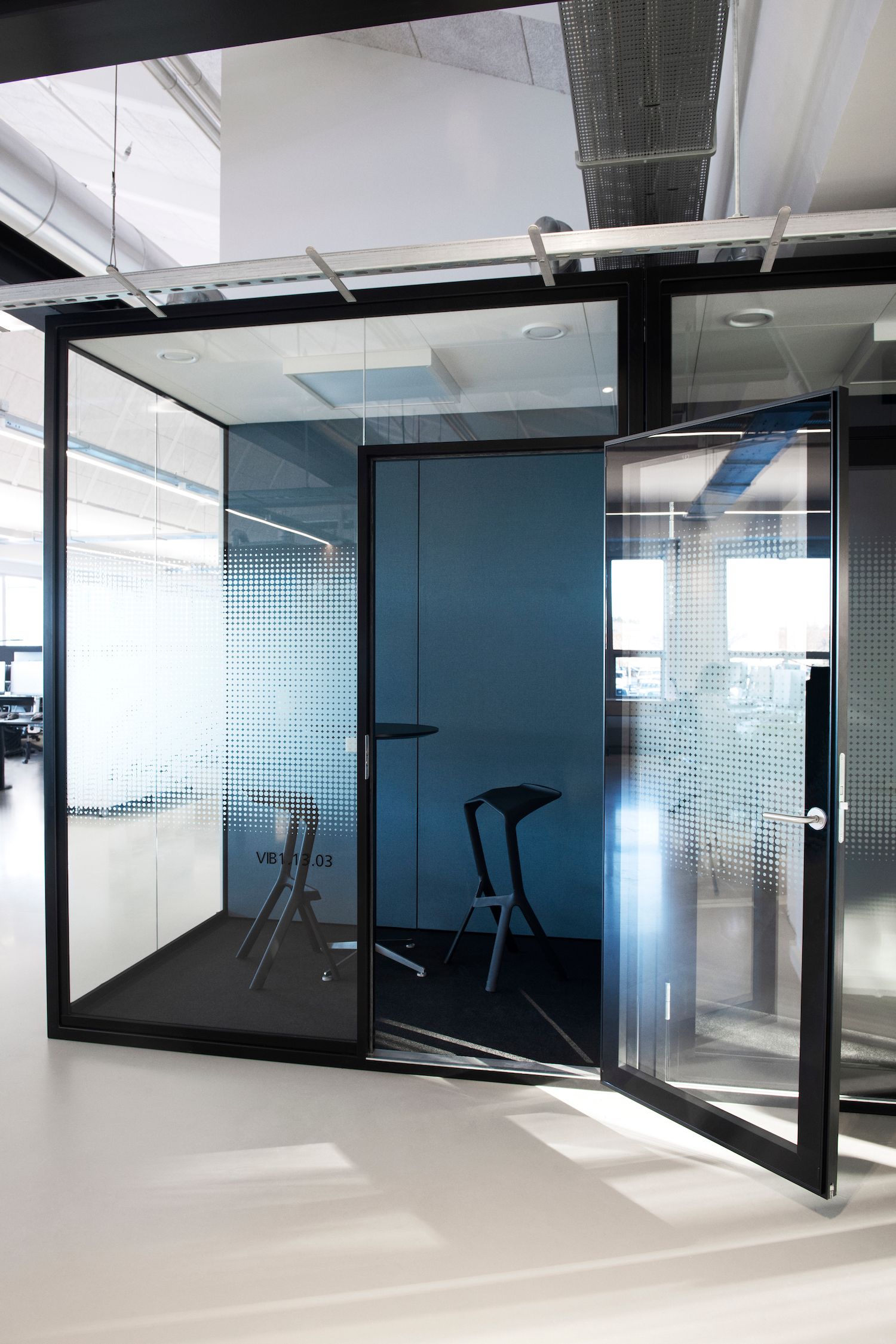 Telefonboks | Mødeboks | Kontorboks | office pod | Dansk Lydisolering |