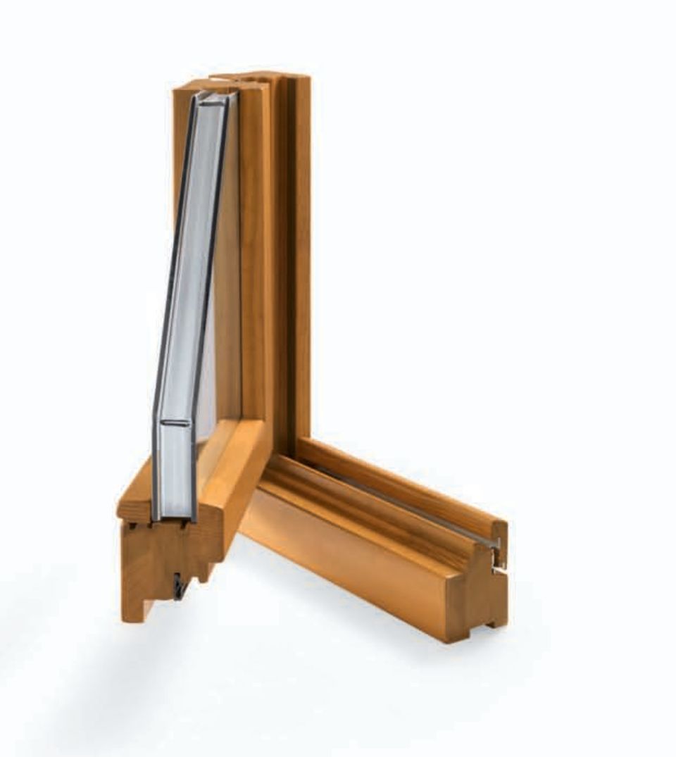 Dettaglio serramento legno-alluminio