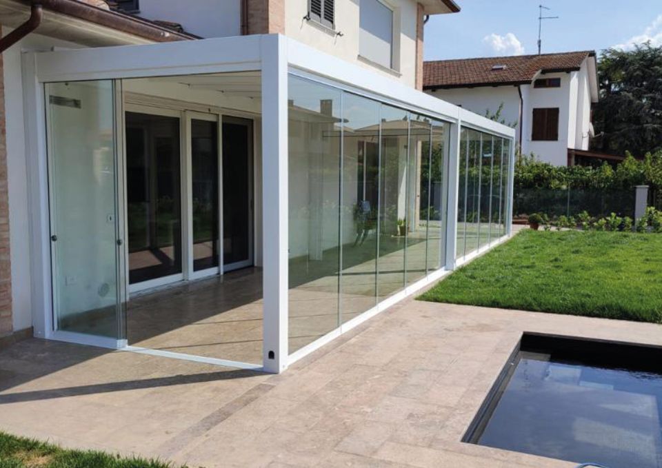 Pergola con vetrata