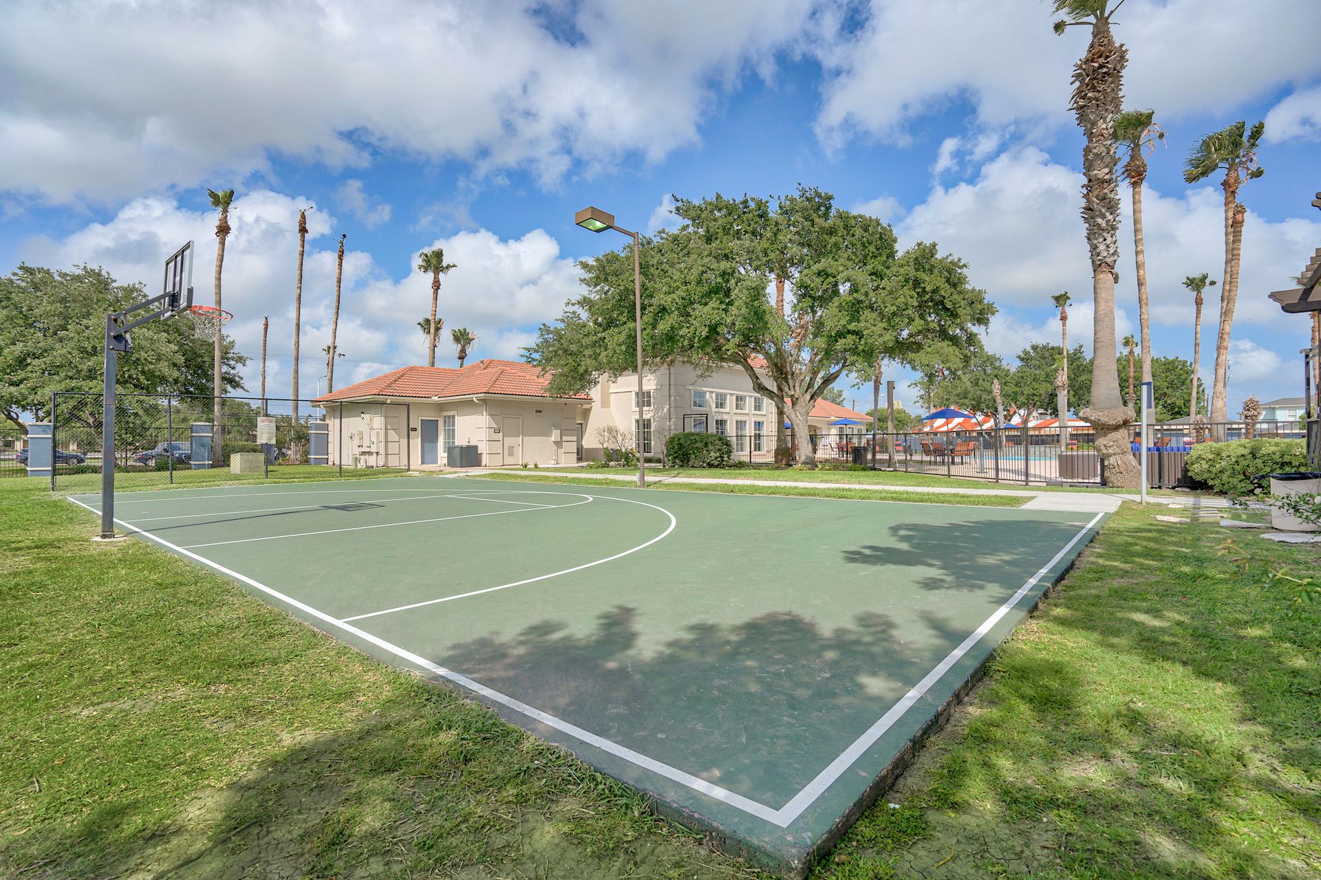 Gallery Apartment Complexes in South Side