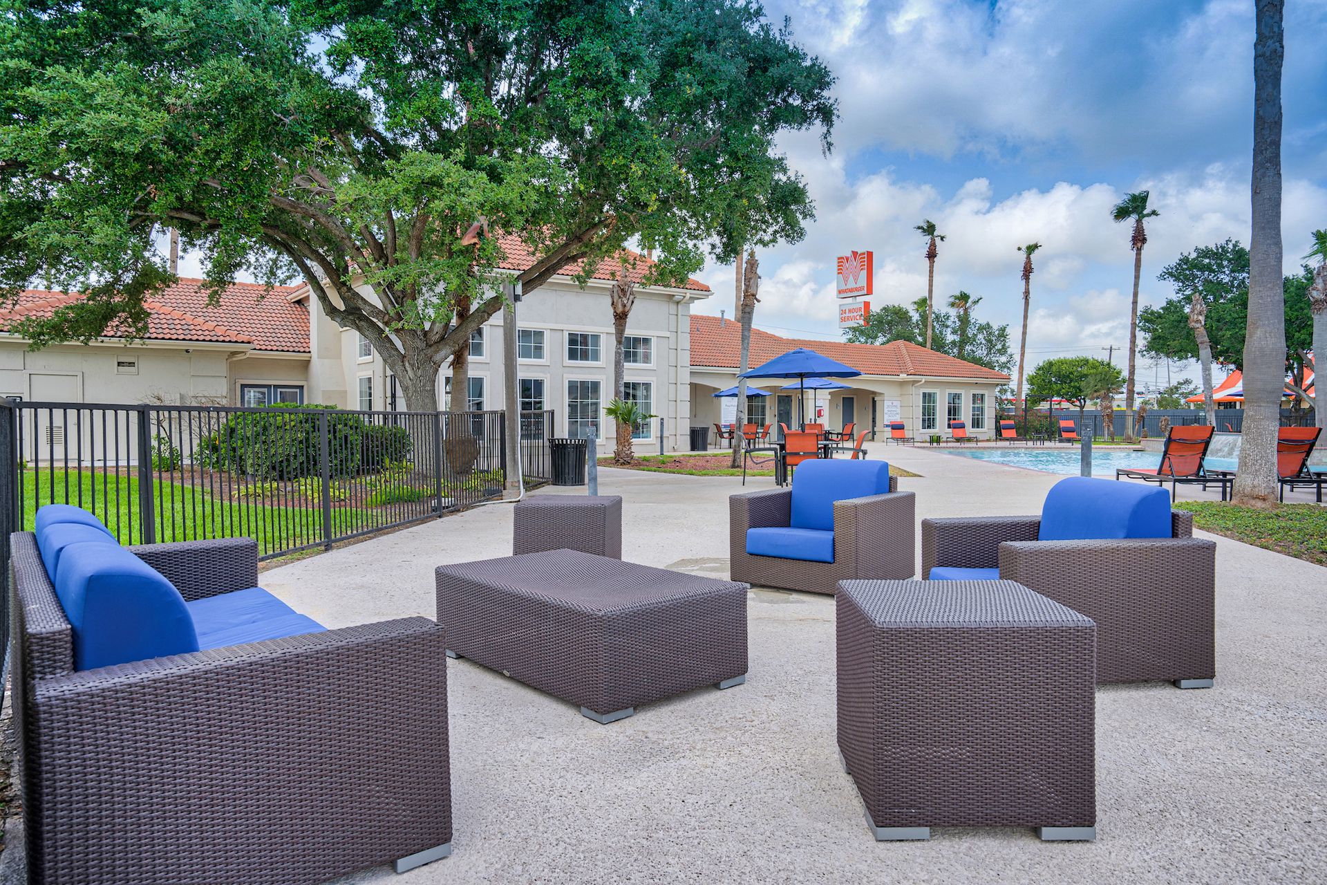 Gallery Apartment Complexes in South Side