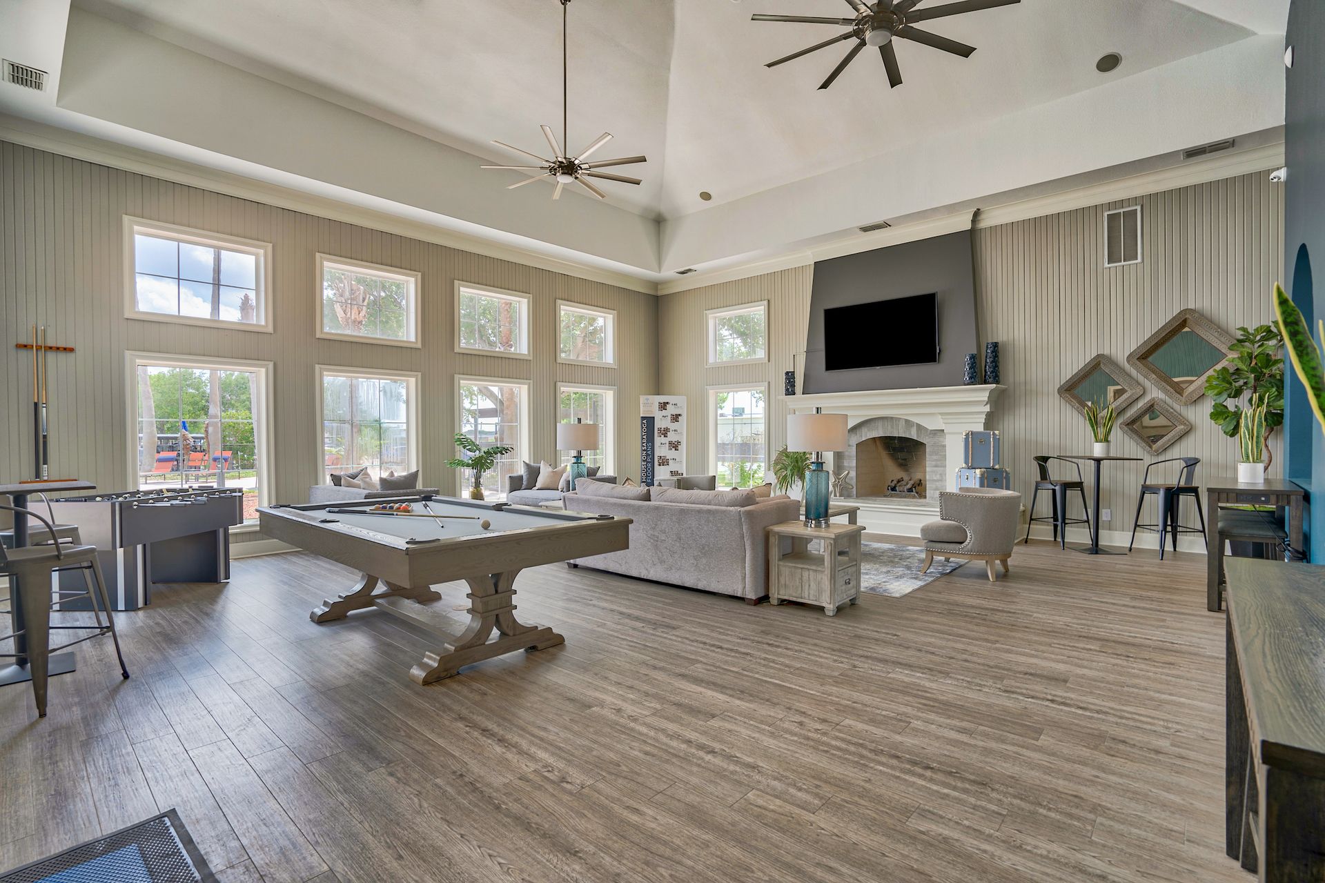 Gallery Apartment Complexes in South Side