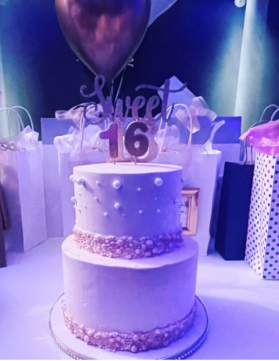 Products LORALS CAKES AND PASTRIES