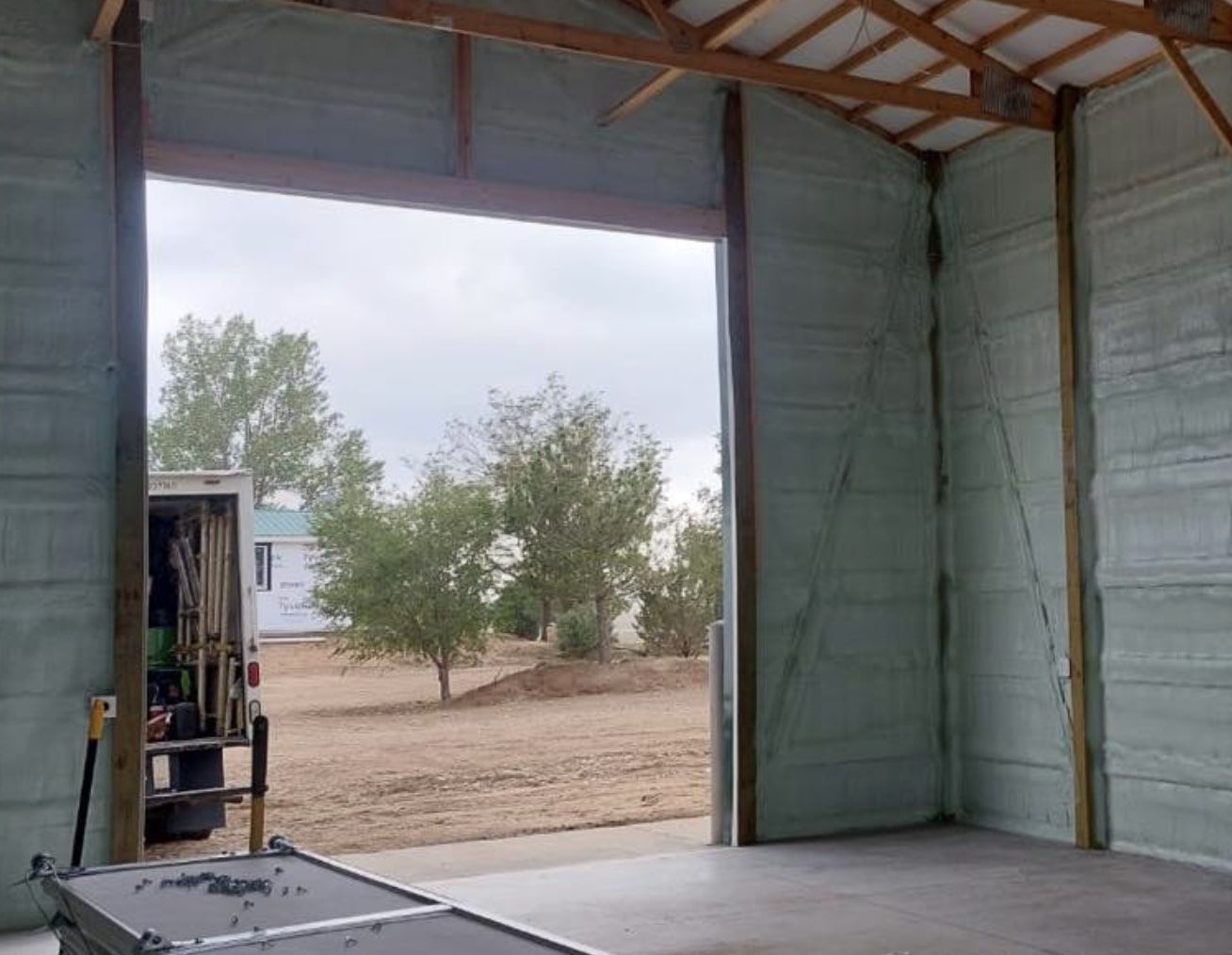 spraying insulation in aurora co