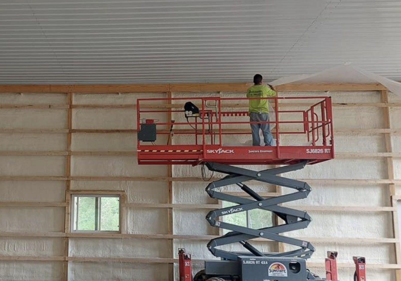 spray foam insulation contractor