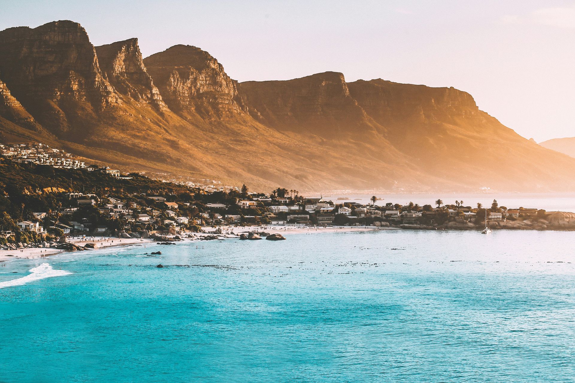 Vue splendide sur la ville de Cape Town et ses montagnes.