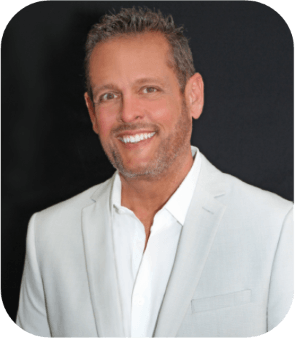 Photo of Trainer: Troy White