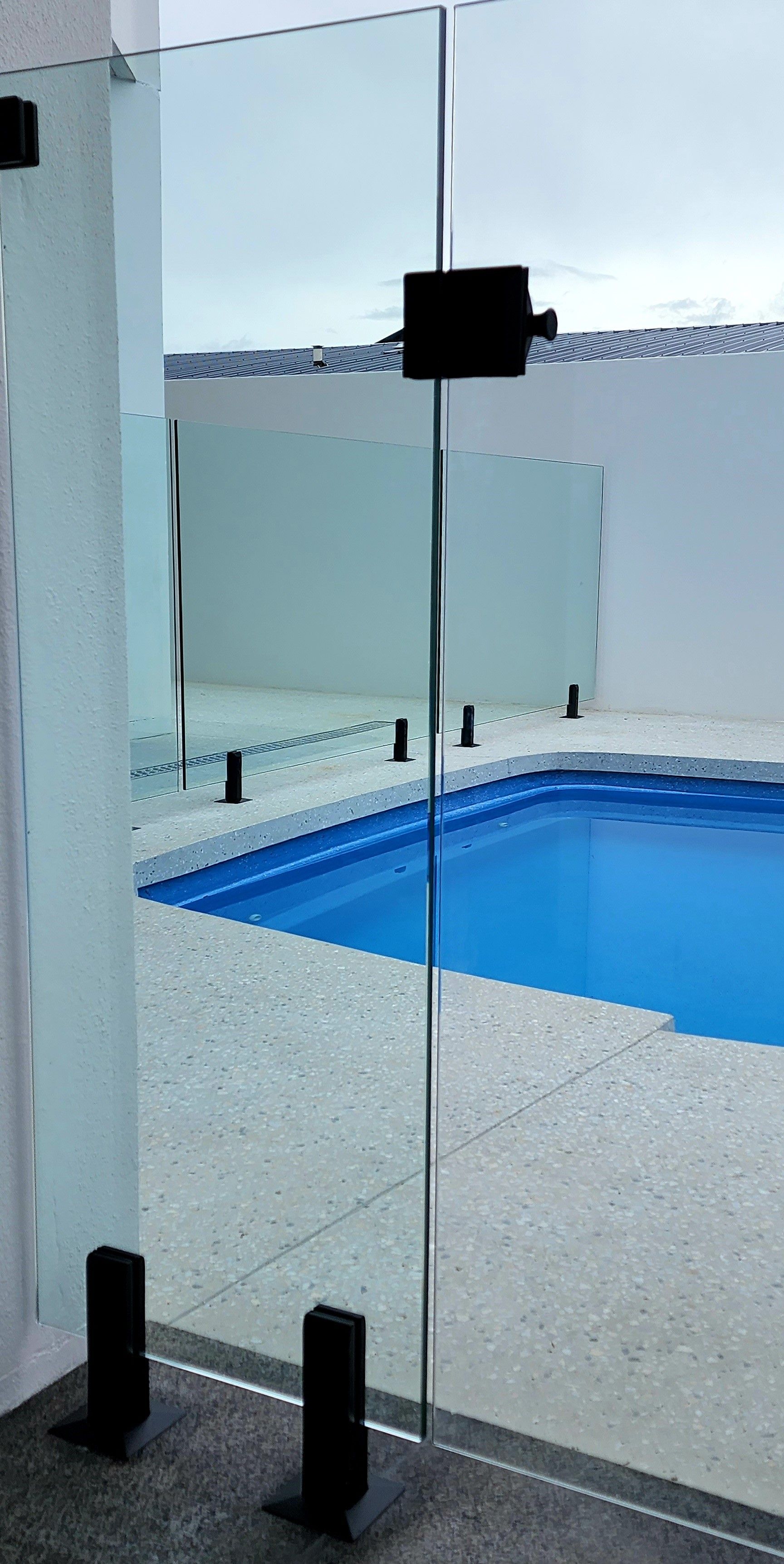 pool safety fencing
