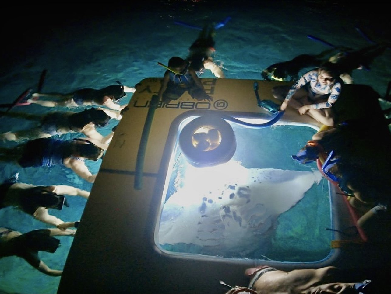 Type of raft used for Manta Ray snorkel. Non swimmers and Kids for manta ray snorkel 