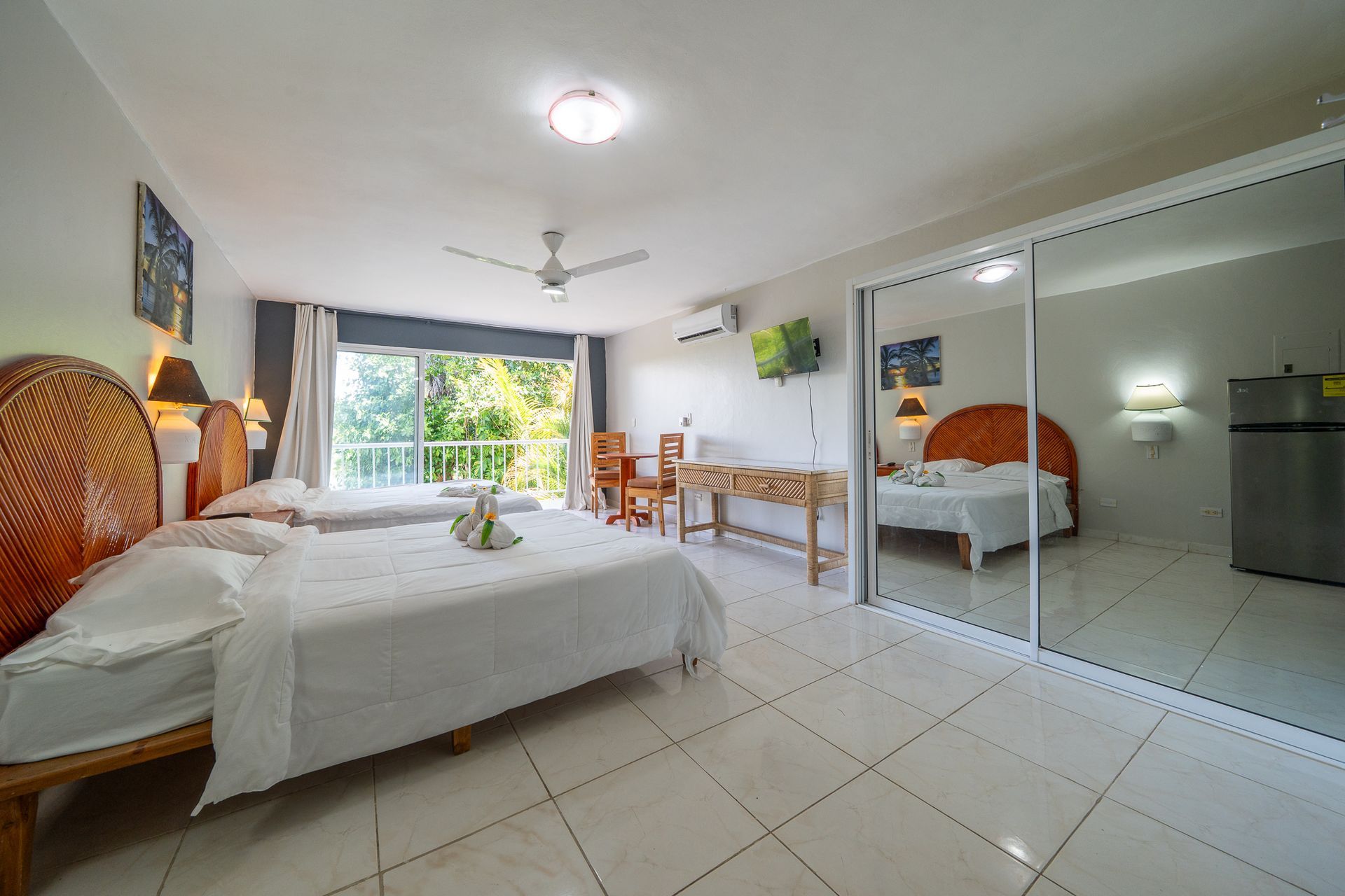 Guest room at El Kaoba Hotel and Residence