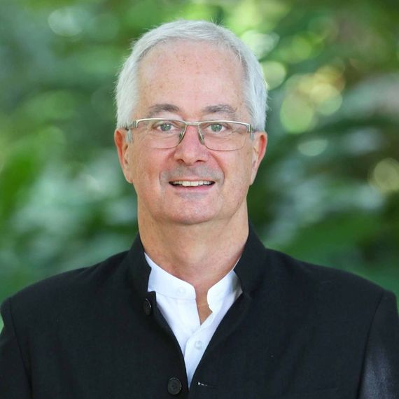 Lyndell Casella
