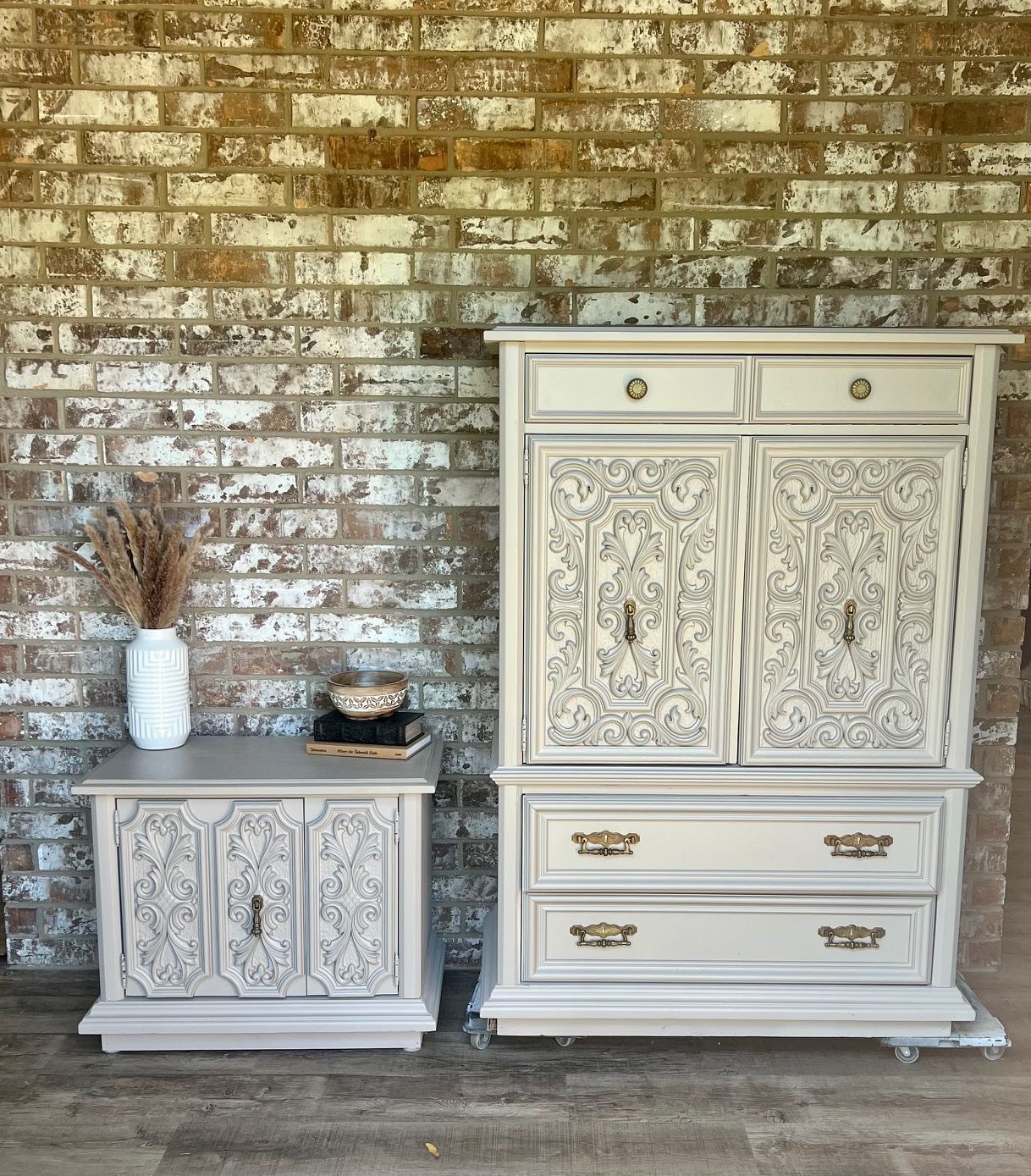 Broyhill Premiere Entrada Bedroom Set