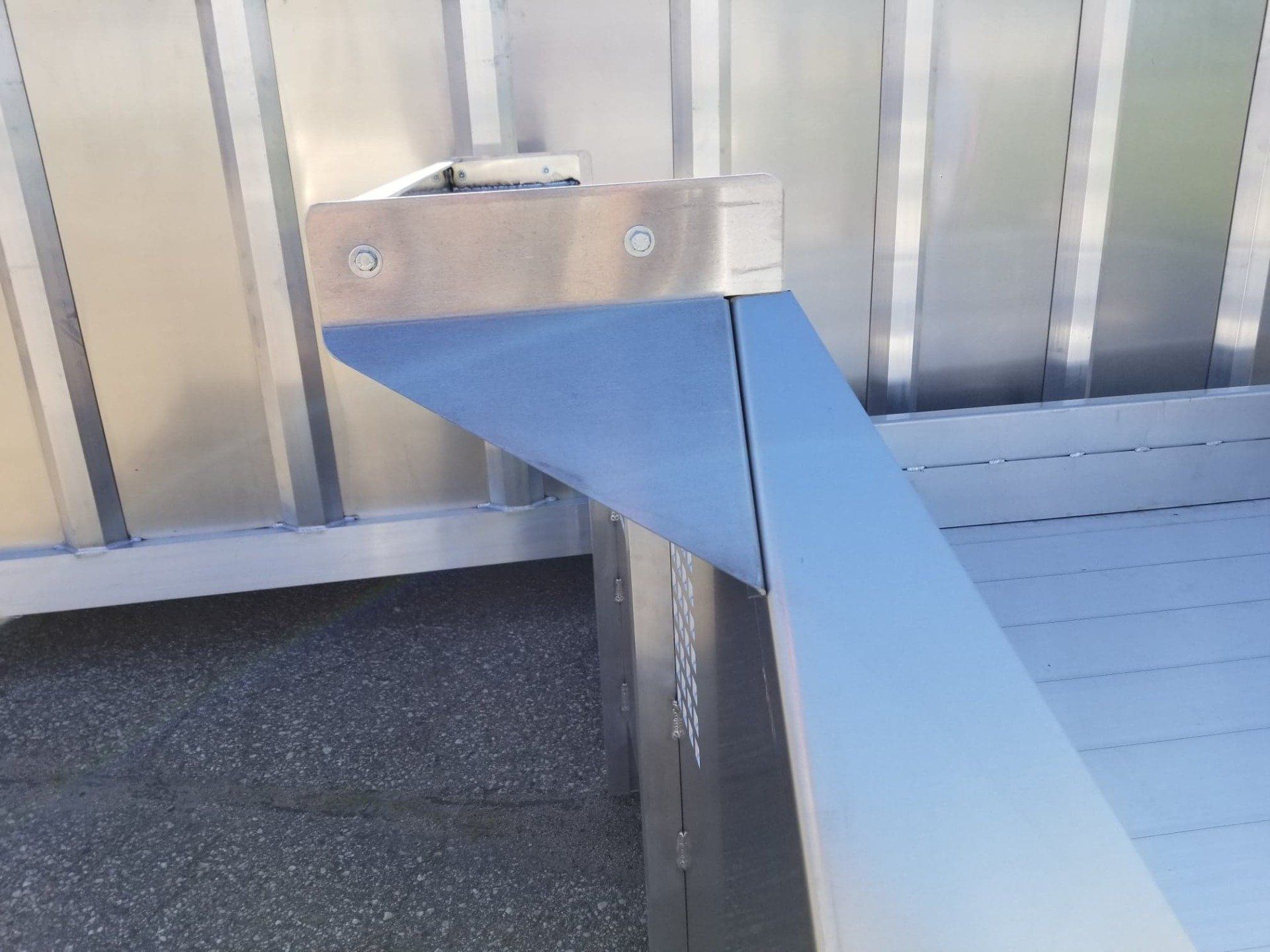 Scott Magnum Contractor Cab Guard Feature - M32
