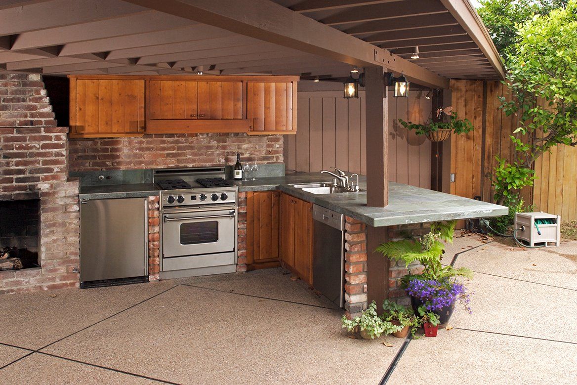 outdoor modern kitchen that has been
