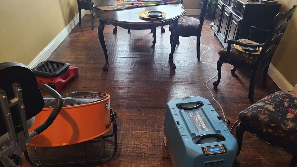 Aqua Periit Restoration Emergency Services, Dallas Flooding, Dallas Storm Damage and Drying