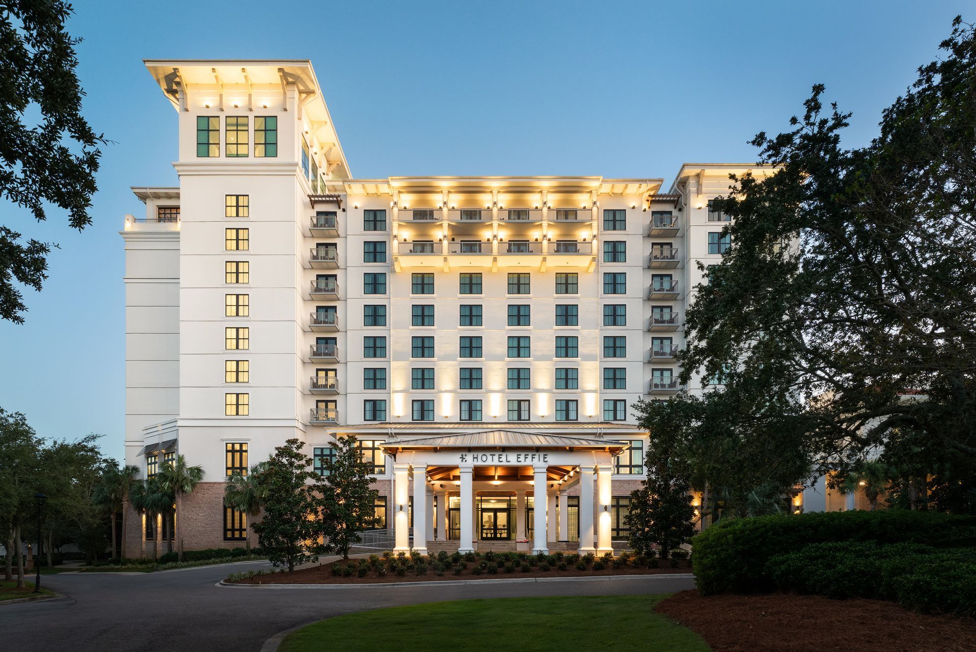 Hotel Effie Sandestin Autograph Collection luxury hotel rooftop pool Miramar Beach Destin Florida