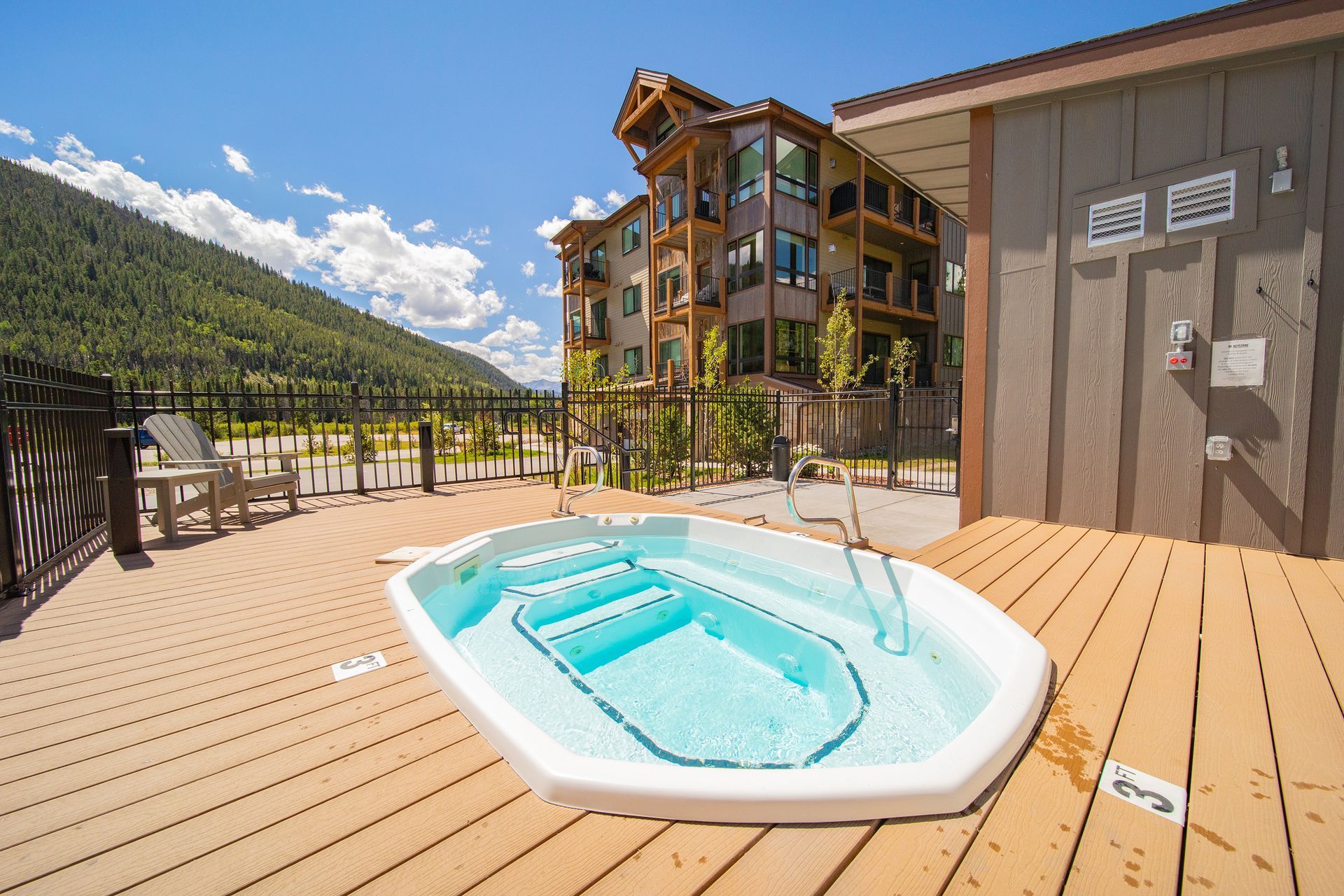 Clearwater Lofts Hot Tub