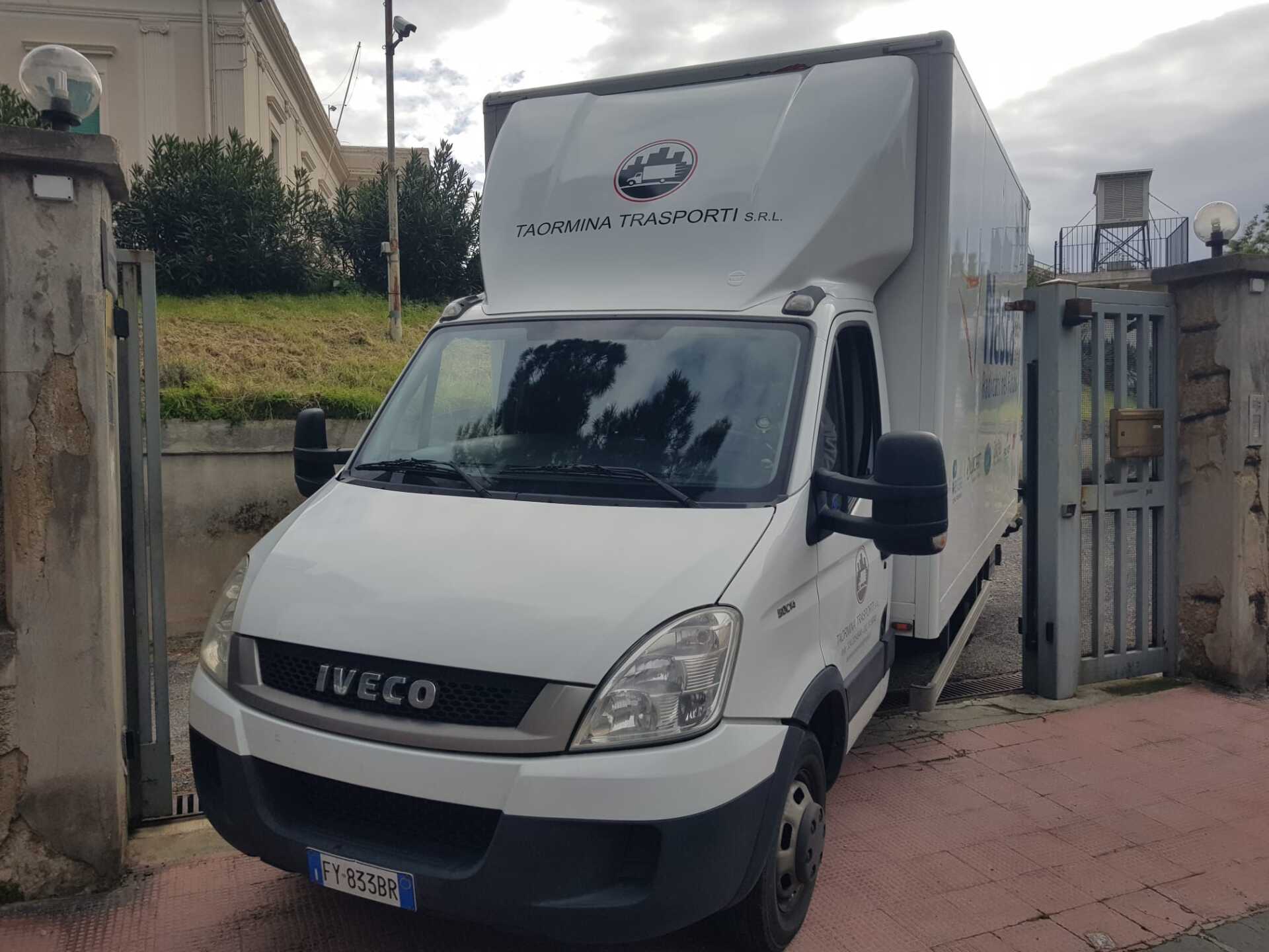 camion per trasporto merci