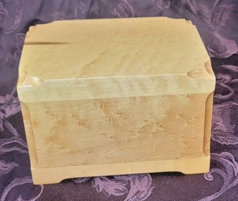 Birdseye Maple | Fort Collins, CO | Precious Memories Pet Cemetery and Crematory