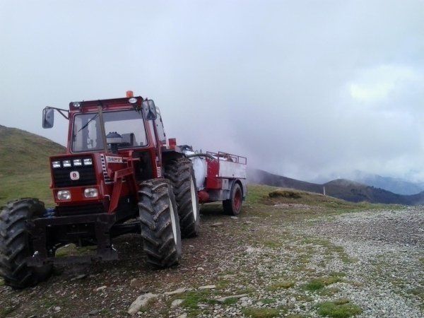 Trattore carrobotte 4