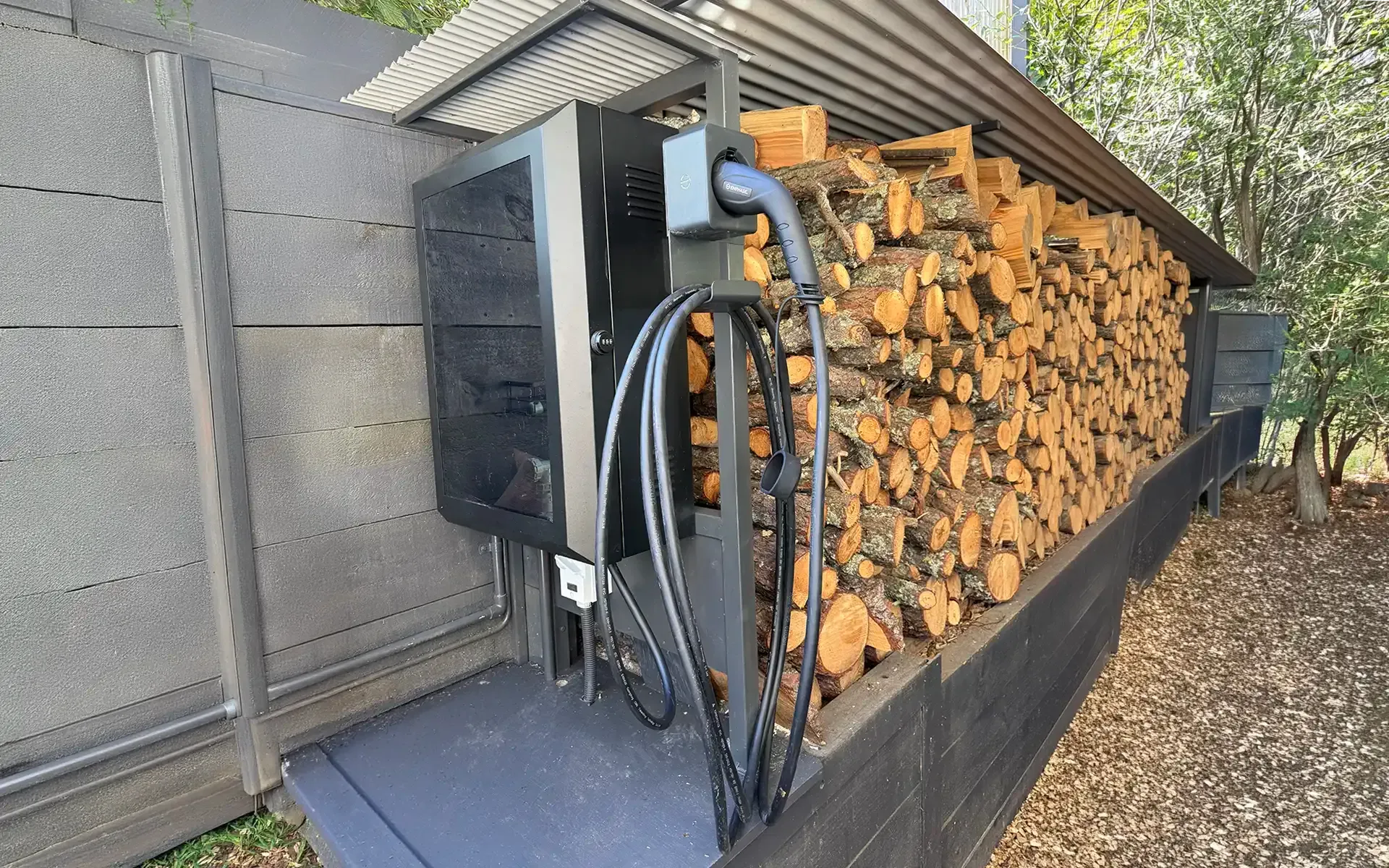 Ballarat Solar Group - Residential and Commercial Electric Vehicle Charger installations