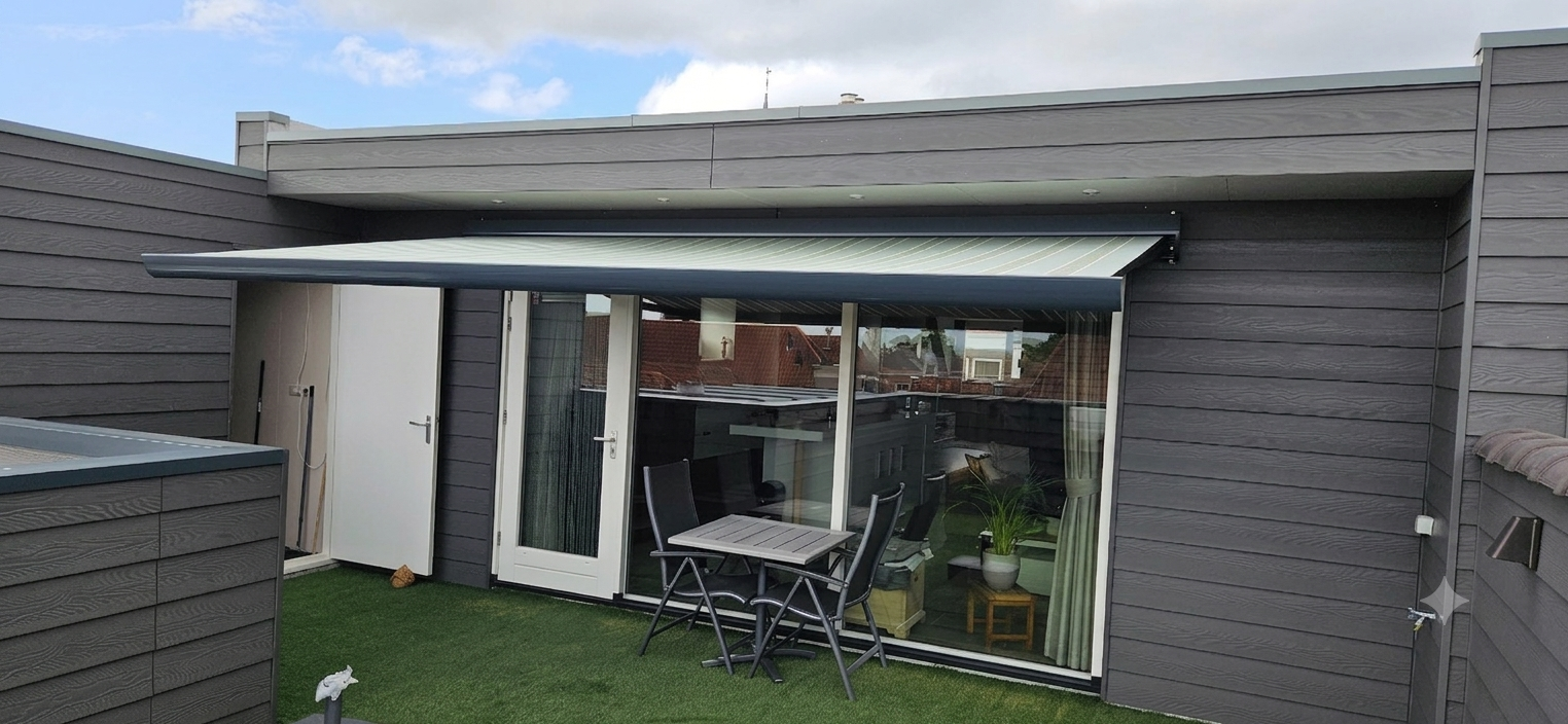 Dakterras met zonneluifel