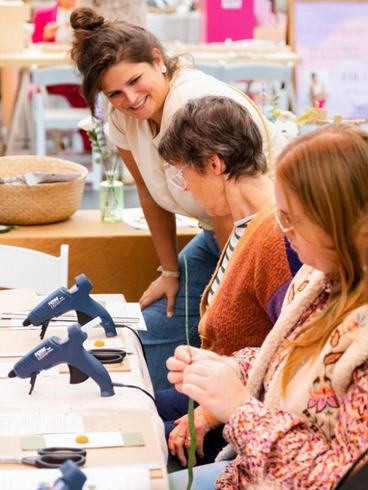 Nathalie geeft een workshop tijdens Creative Life in de Jaarbeurs in Utrecht