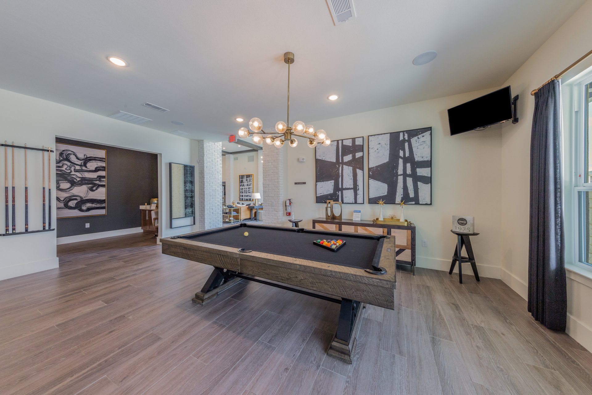 Gallery Apartment Complexes on USAA Blvd San Antonio