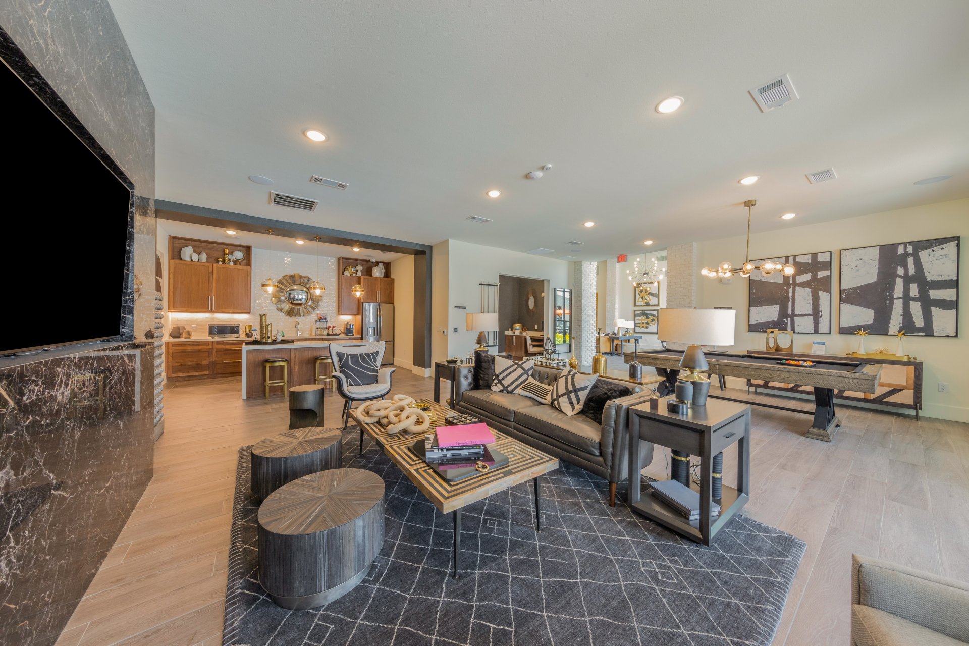 Gallery Apartment Complexes on USAA Blvd San Antonio