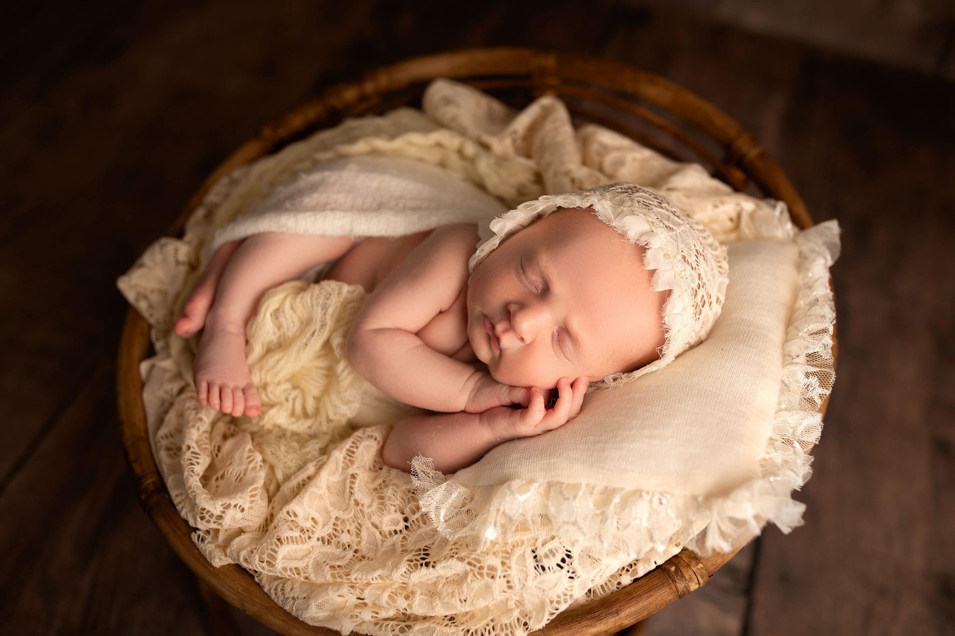 Image by Tiffany Bergamino Photography // Bamboo prop in use from Luneberry Image by Tiffany Bergamino Photography // Bamboo prop in use from Luneberry