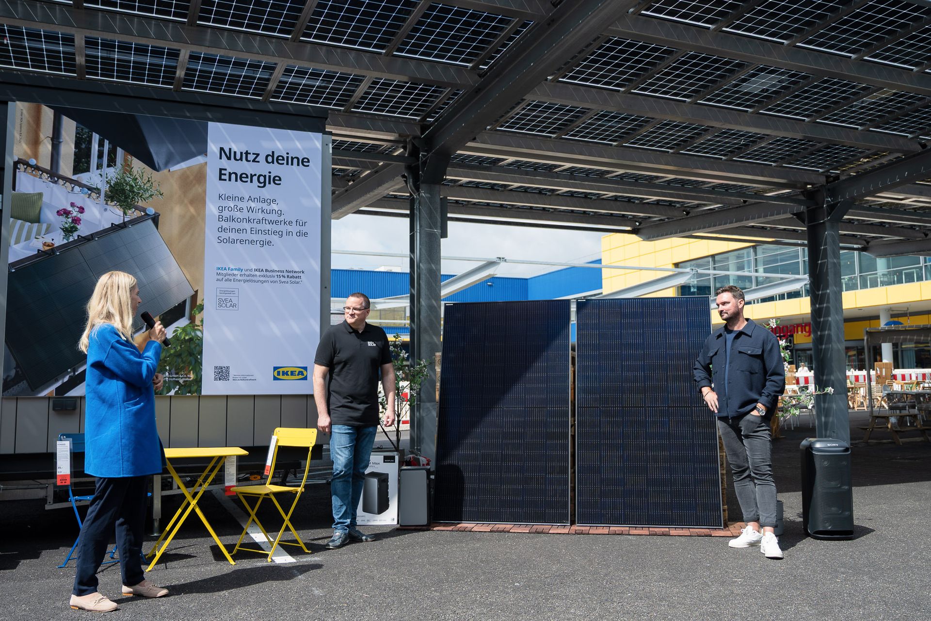Pressefoto IKEA Freiburg Eröffnung Ladepark