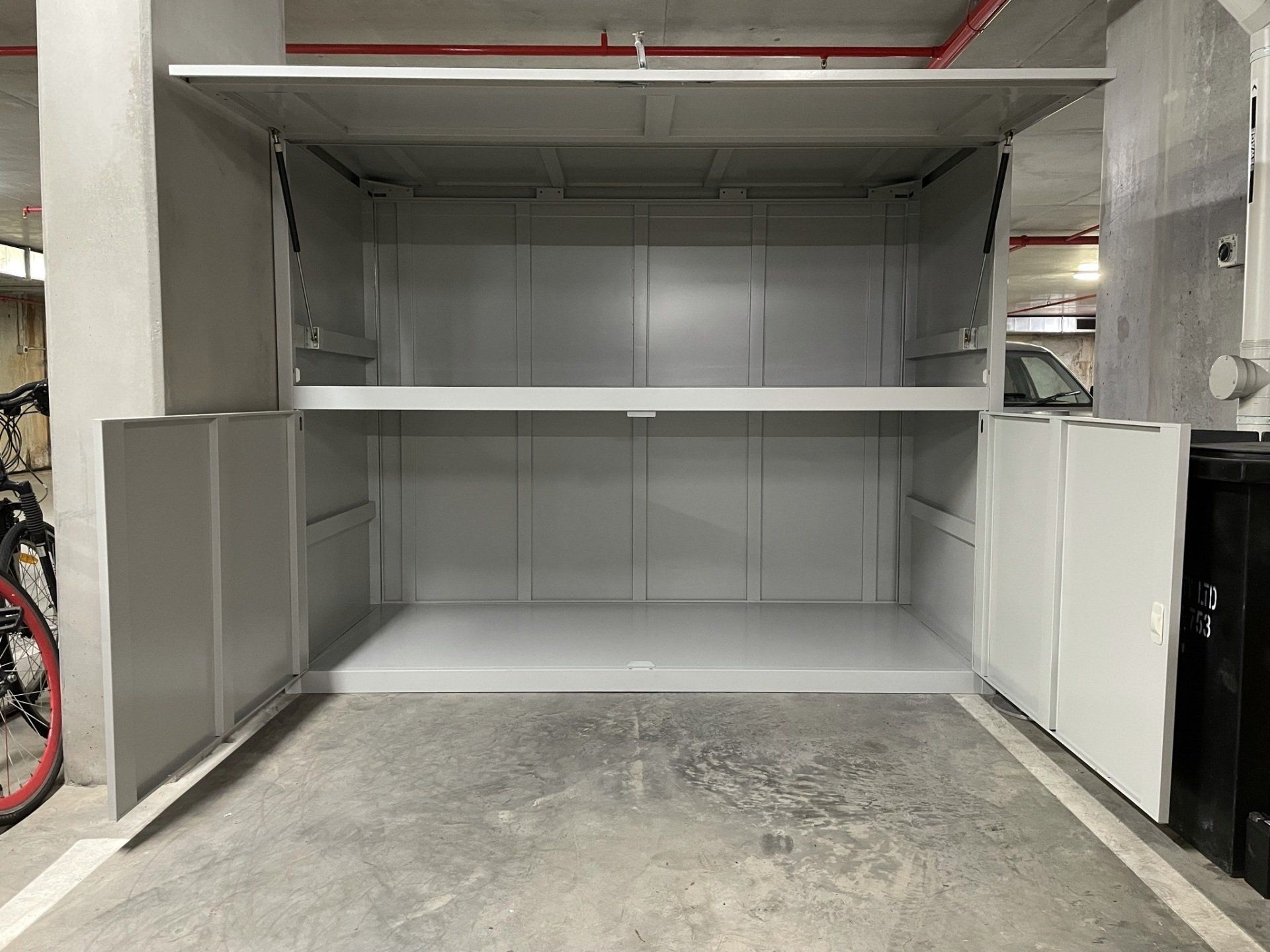 Double decker storage unit with all gates open