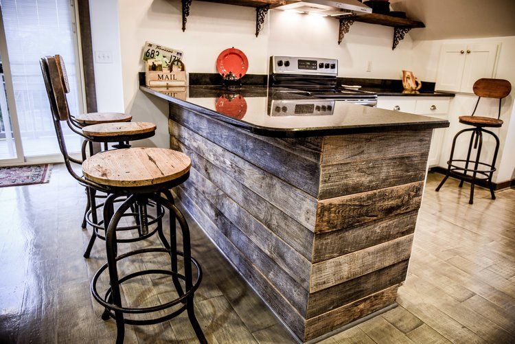 Farm Kitchen in Airbnb apartment