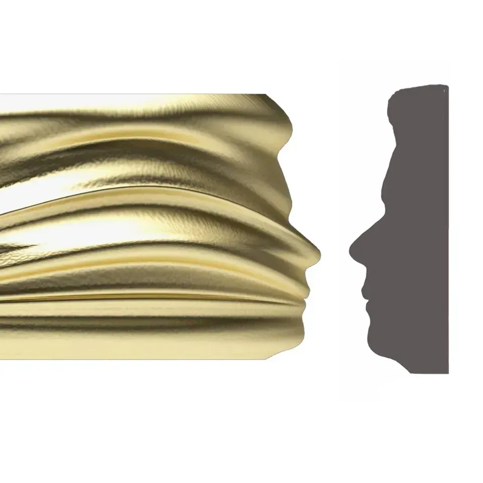 Gouden sculptuur met geribbelde zijkanten, die lijken op twee tegenover elkaar liggende profielen, naast het silhouet van een gezicht.