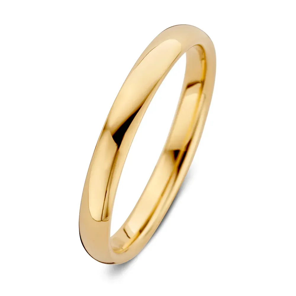 Gouden trouwring met een rond profiel.