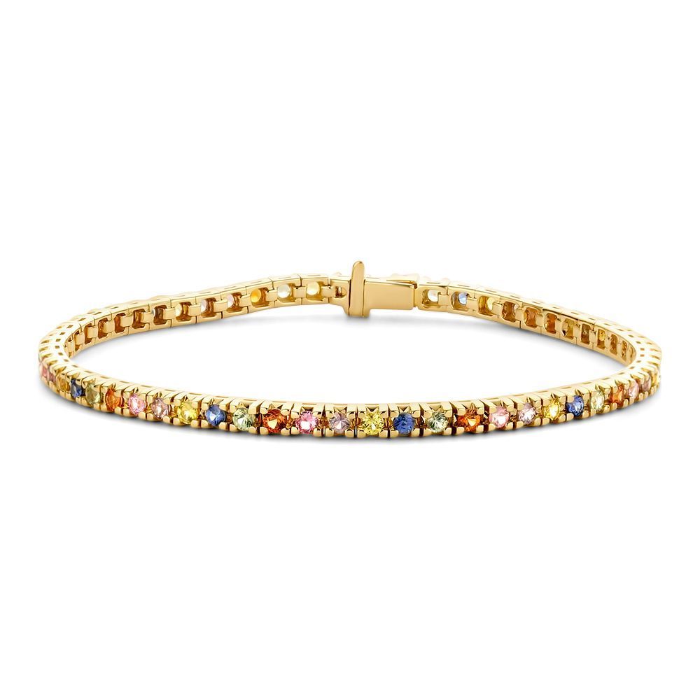 Gouden kruisring met kleine diamantjes.
