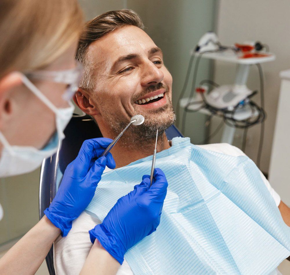 Dentist 