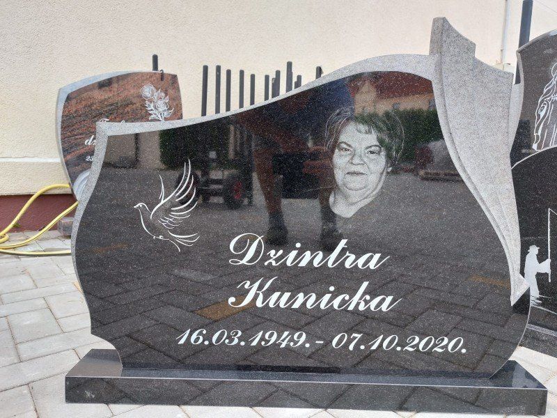 Pieminekļi Bauskā