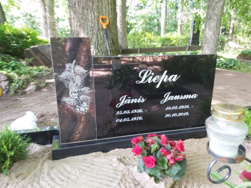 Kapu pieminekļi