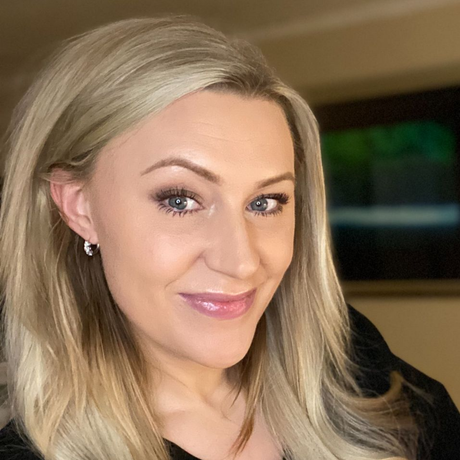 Kirsten Johnson, Master Esthetician