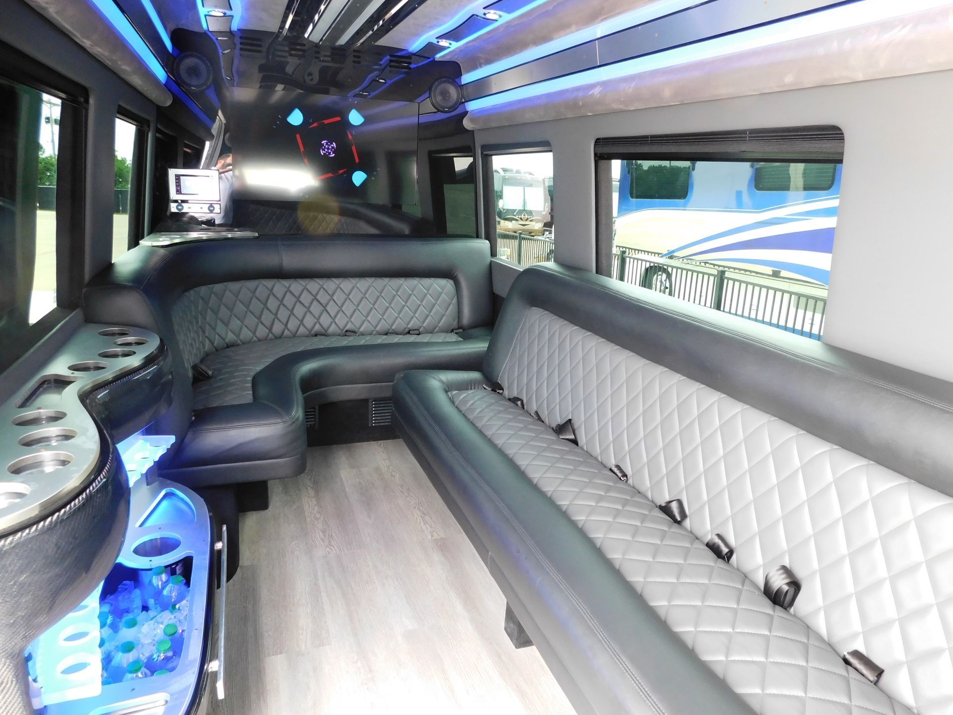 Onyx Black Car Service